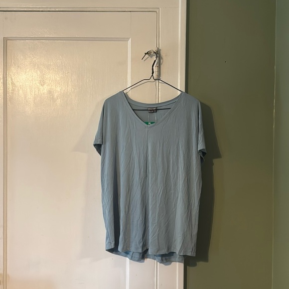 32 Degrees Cool Women's Soft Luxe Short Sleeve V-Neck Top, XL Blue - Picture 9 of 15